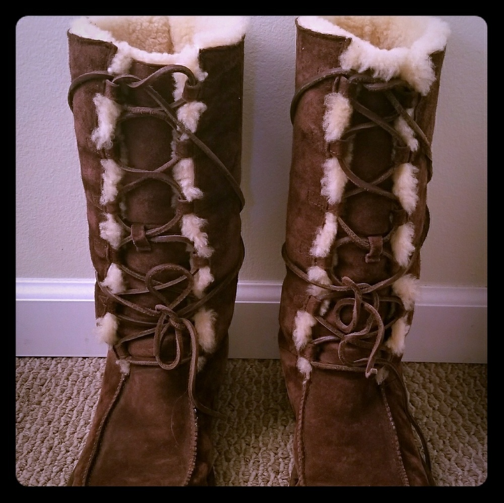 Ugg Women's Boots 8 SN 5190